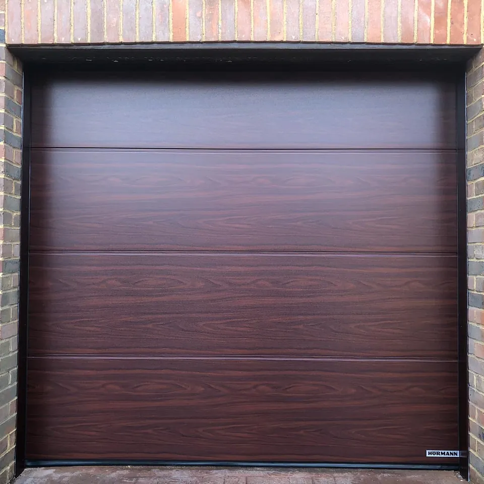 Meon Valley Garage Doors Ltd - Sectional Door - Southampton - Hampshire 